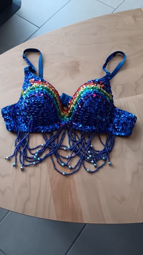 Funkelnder bauchtanz mit - bauchtanz, bh